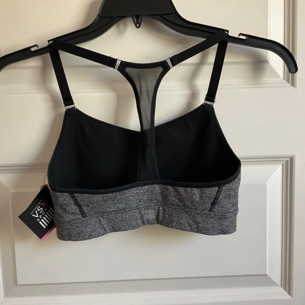Victoria’s Secret‎ VSX Sport The Player Grey Sports Bra - Size Small